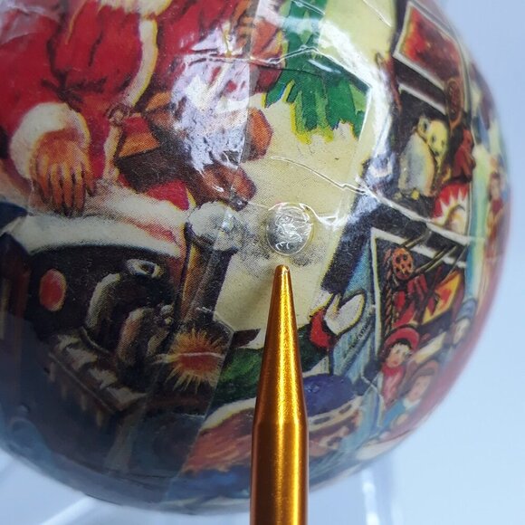 Vtg Victorian Decoupage Ornaments of Santa Claus and Christmas Wreath - Picture 9 of 12